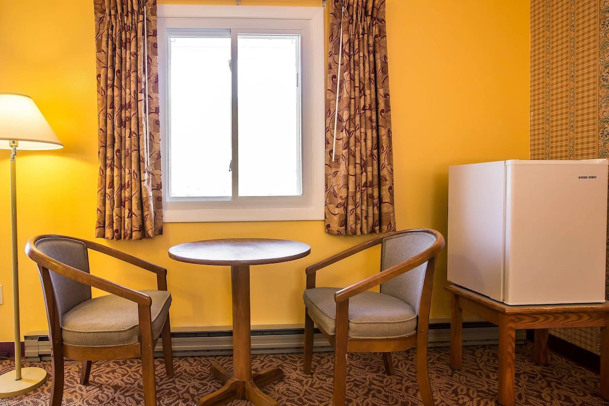 Iron/ironing board, rollaway beds, free WiFi, bed sheets