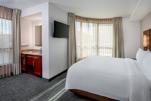 Studio, 1 King Bed with Sofa bed | Premium bedding, pillow-top beds, desk, laptop workspace - Residence Inn by Marriott Birmingham Downtown at UAB (Birmingham)