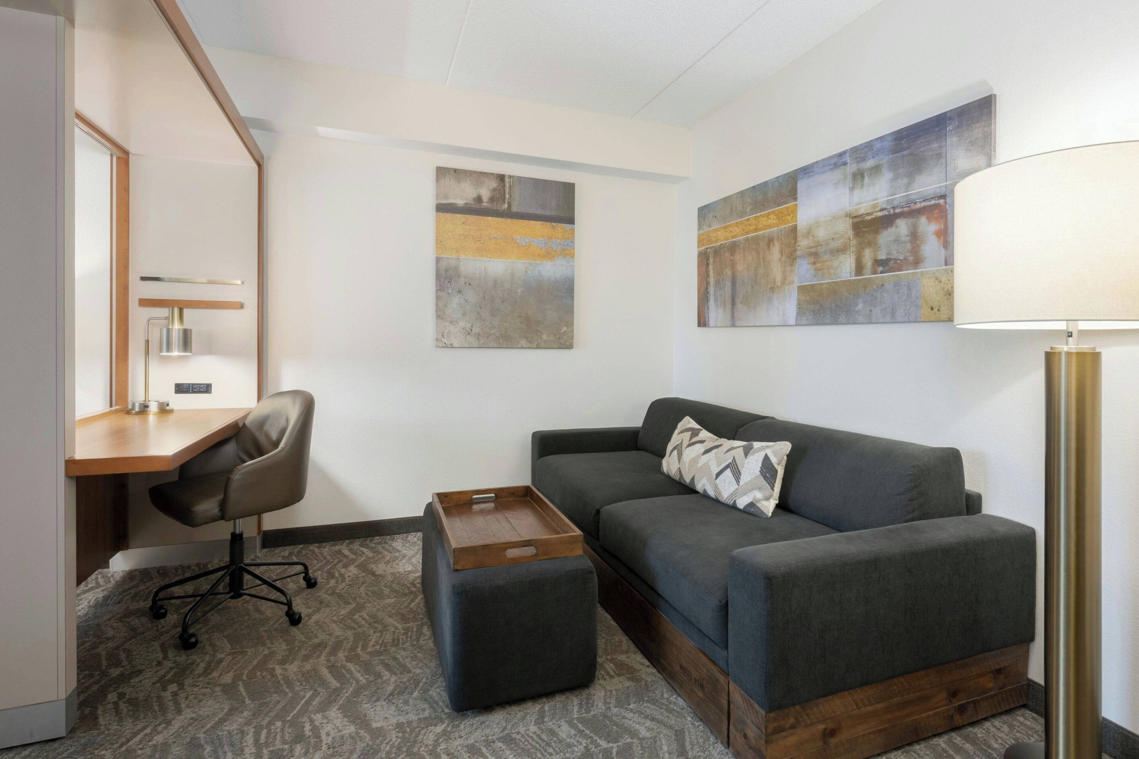 ทีวีจอแอลซีดี 32 นิ้ว พร้อมช่องเคเบิล, ทีวี