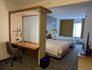 Desk, laptop workspace, blackout drapes, soundproofing - SpringHill Suites by Marriott Athens West (Athens)