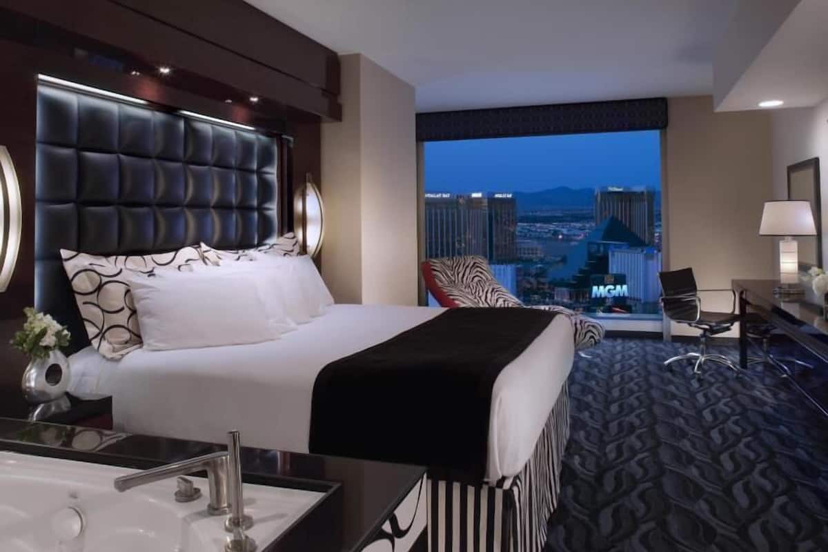 Premium bedding, down duvets, pillow-top beds, in-room safe