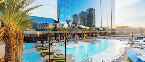 Seasonal outdoor pool, pool cabanas (surcharge), pool umbrellas