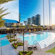 Hilton Grand Vacations Club Elara Center Strip Las Vegas