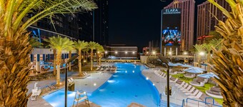 Hilton Grand Vacations Club Elara Center Strip Las Vegas