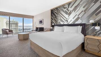 Ylelliset vuodevaatteet, untuvapeitot, pillowtop-patjalliset sängyt