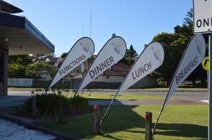 Fachada de la propiedad