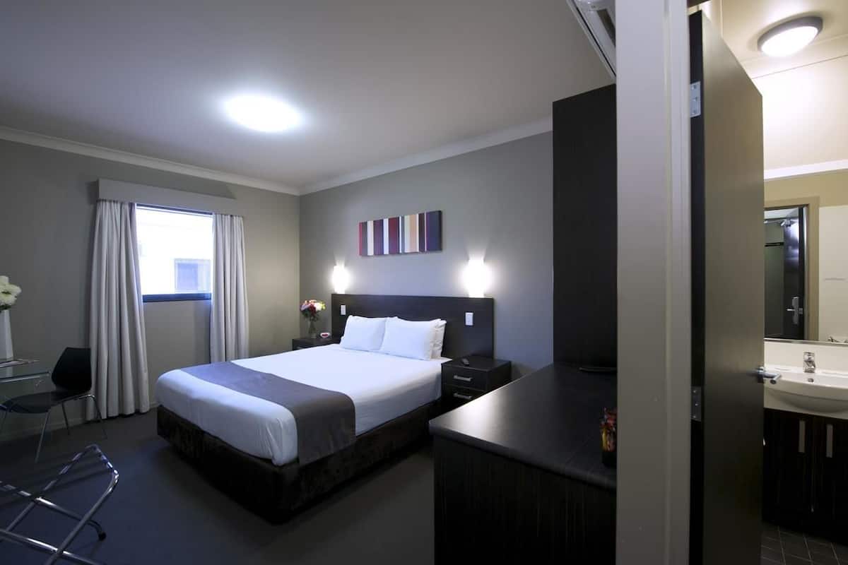 In-room safe, desk, iron/ironing board, free cribs/infant beds