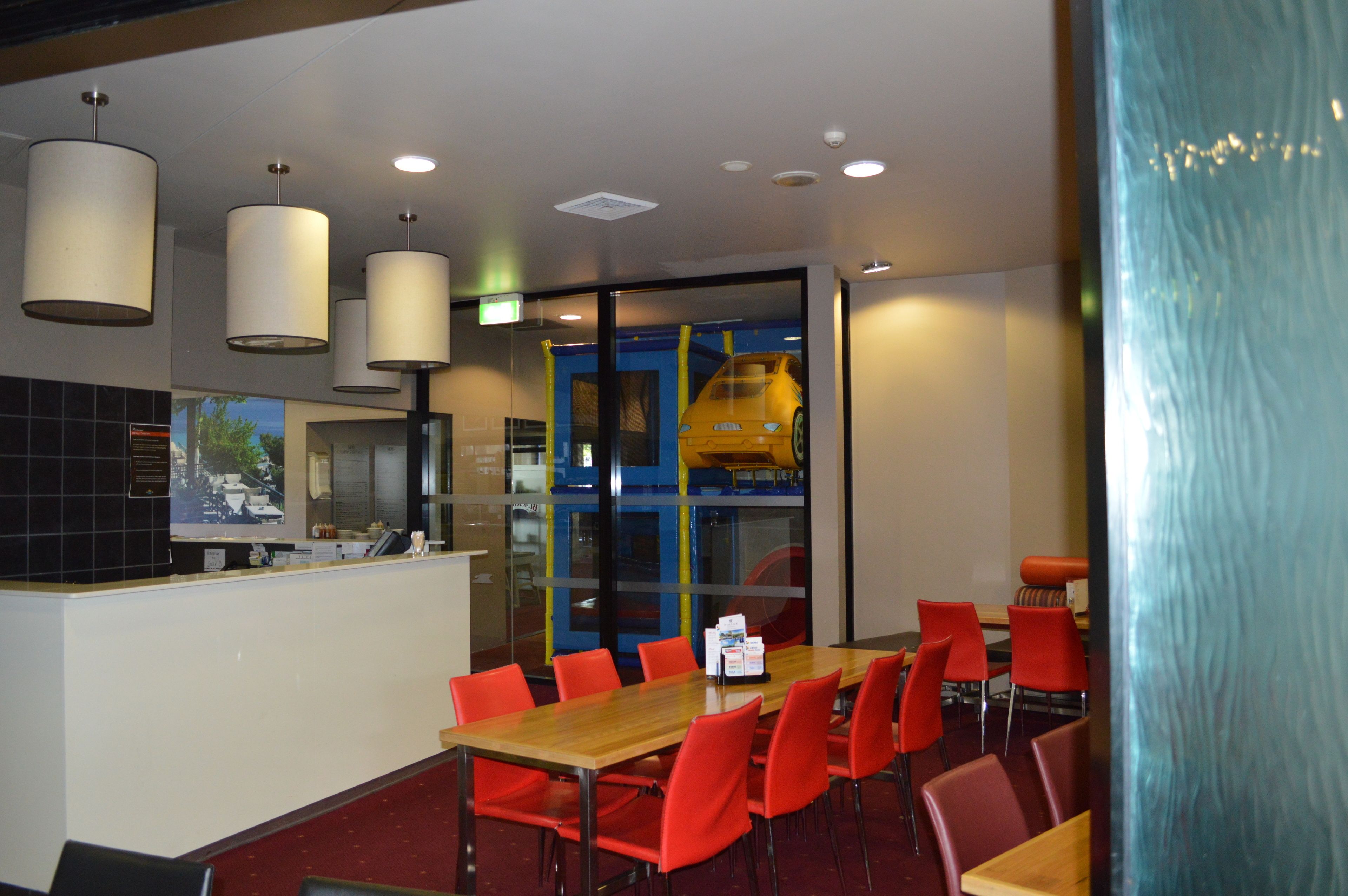 breakfast, lunch and dinner served