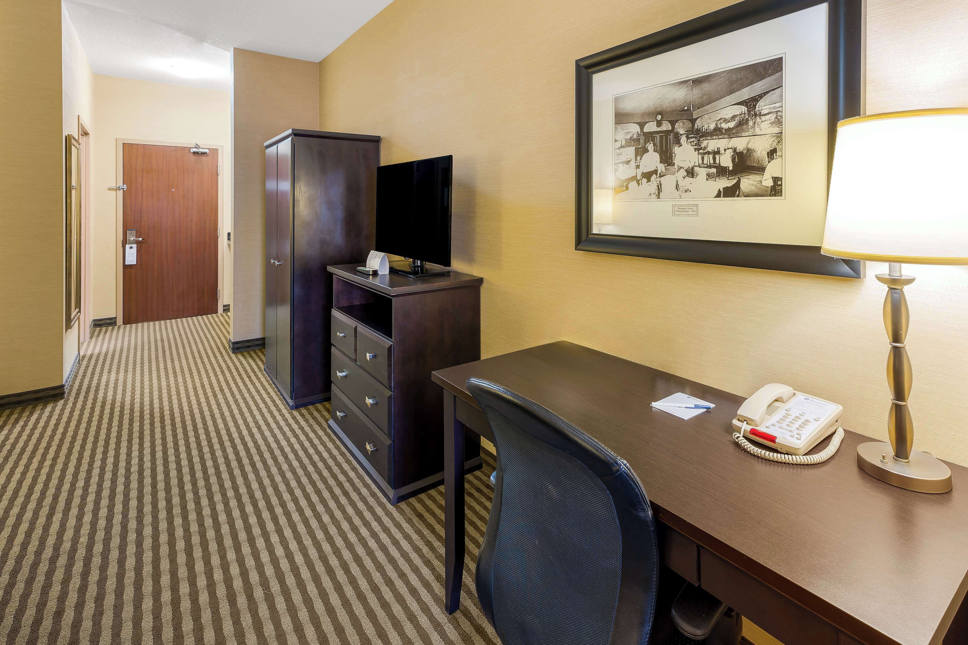 1 bedroom, in-room safe, desk, laptop workspace