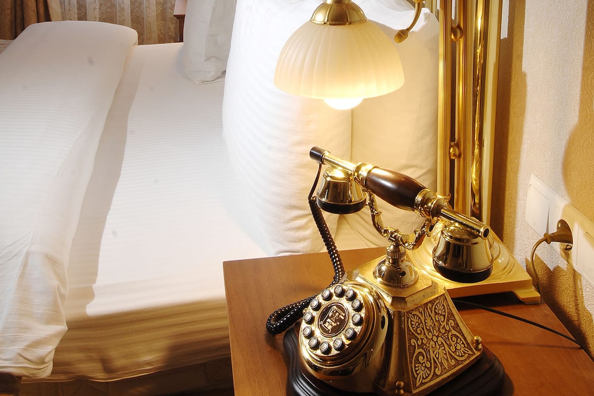 premium bedding, pillow-top beds, minibar, in-room safe