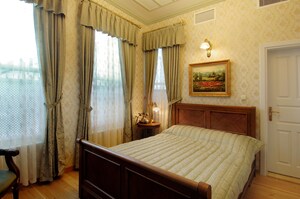Darussaade Istanbul Special Class
