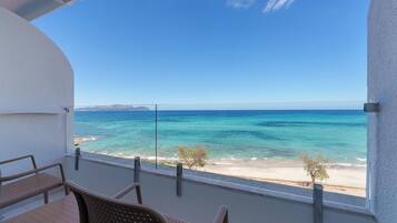 Standard Double Room, Sea View | In-room safe, desk, free cots/infant beds, free WiFi
