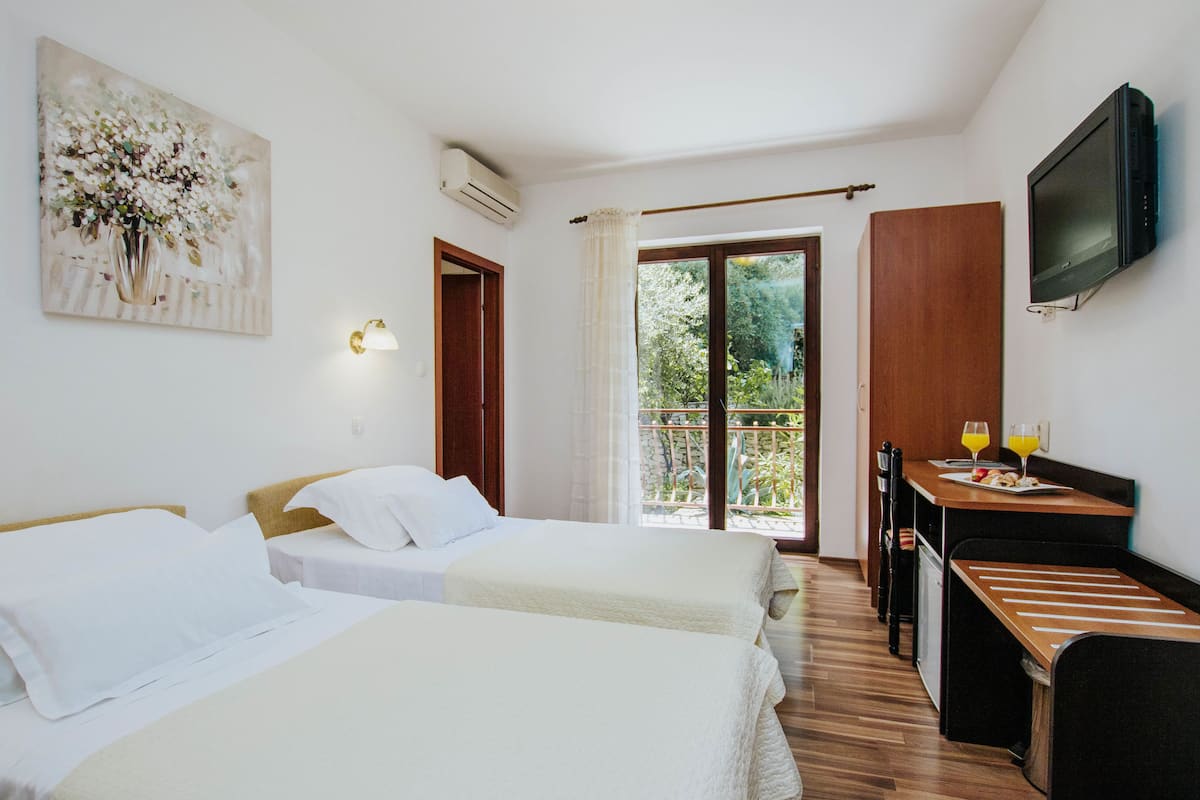 standard double or twin room, balcony | 1 bedroom, premium bedding, in-room safe, desk