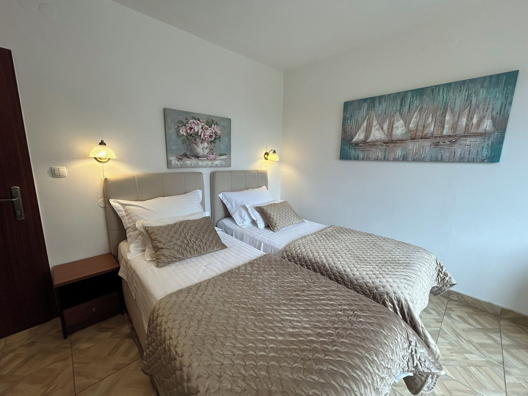 Economy Double or Twin Room, 1 Bedroom, Non Smoking | Premium bedding, in-room safe, desk, free WiFi