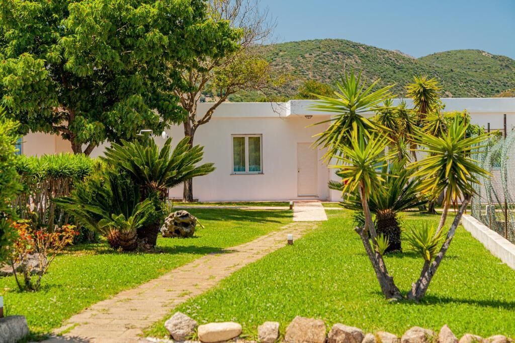 Memory foam beds, minibar, in-room safe, desk