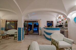 ロビー ラウンジ