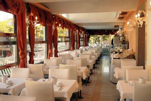 Aire de restauration