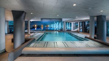 Außenpool, geöffnet von 09:00 Uhr bis 21:00 Uhr, Liegestühle