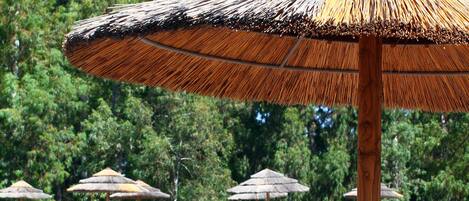 3 outdoor pools, pool umbrellas, sun loungers