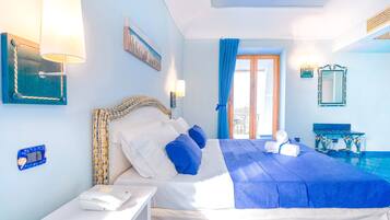 Doppia Superior, vista mare parziale | Lavandino