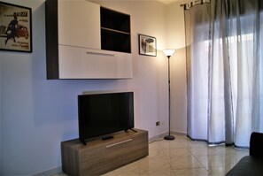 Comfort Apartment, 2 Bedrooms, Balcony, City View