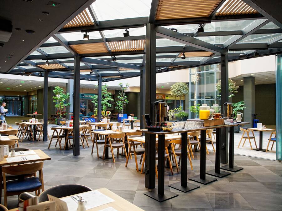 Dagelijks ontbijtbuffet (EUR 18 per persoon)