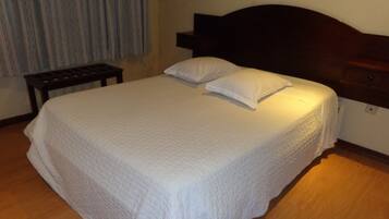 Desk, free WiFi, bed sheets