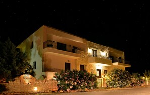 Voorkant van accommodatie