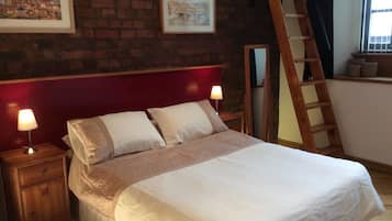 1 bedroom, iron/ironing board, free WiFi