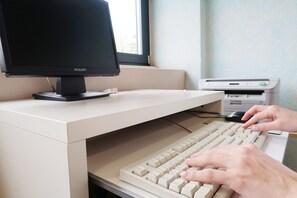 Business centre - Budget Motel Self Check-in (Daellikon)