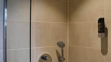 Single Room | Bathroom