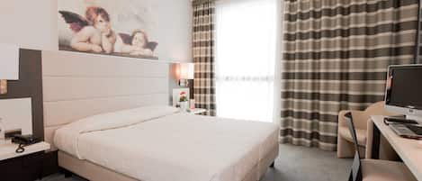 Premium bedding, minibar, in-room safe, desk