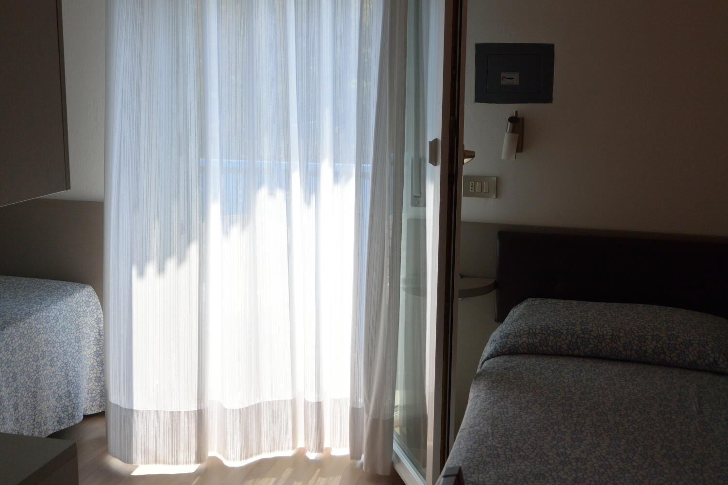 premium bedding, in-room safe, desk, cots/infant beds