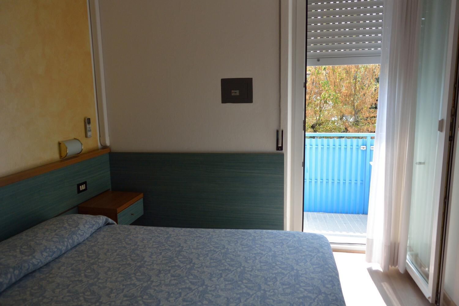 premium bedding, in-room safe, desk, cots/infant beds