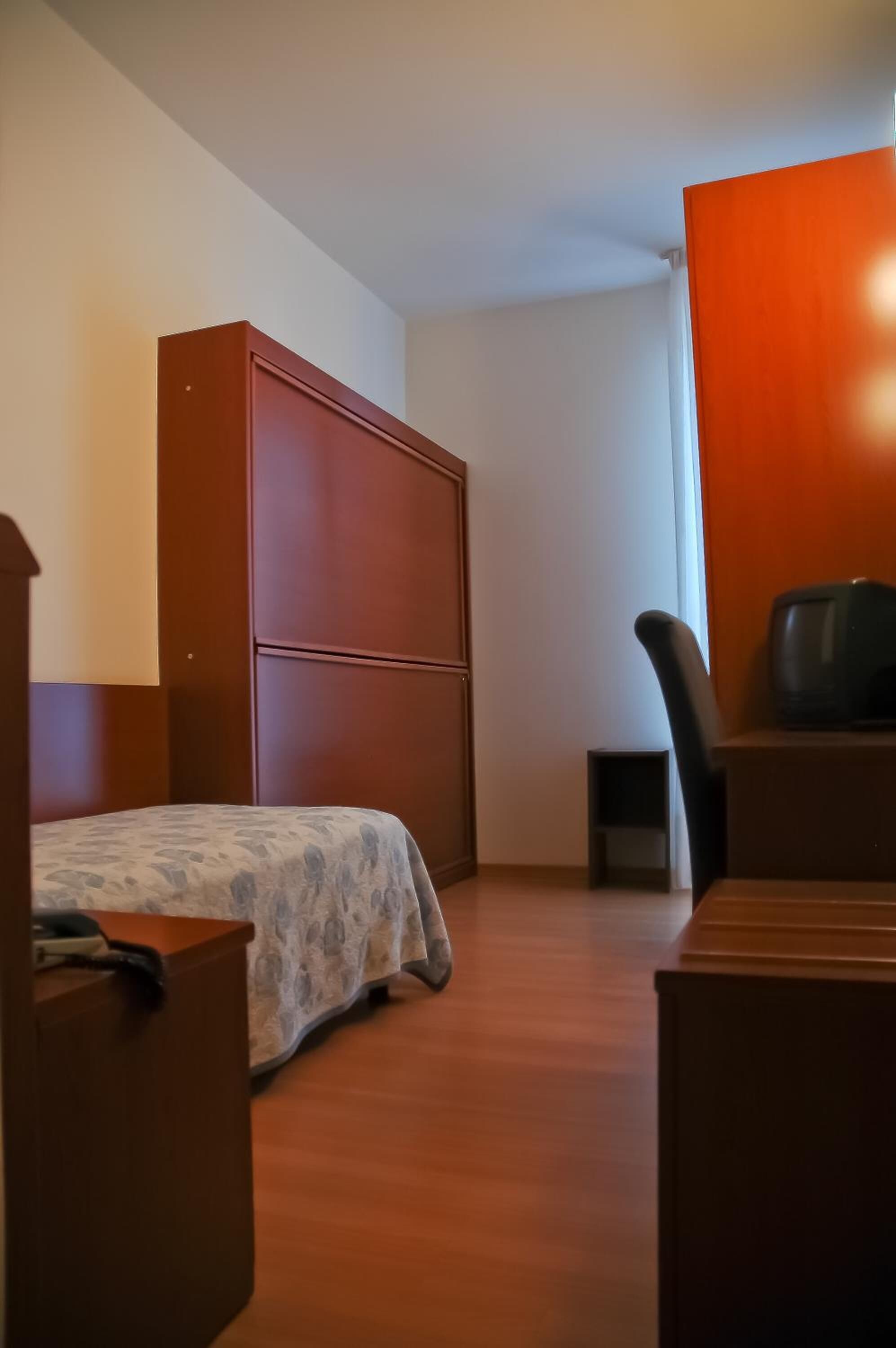 in-room safe, desk, iron/ironing board, free wifi