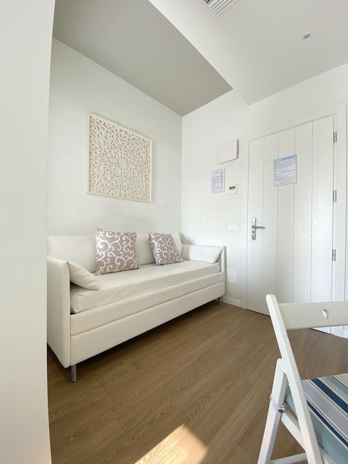 junior studio suite | extra beds