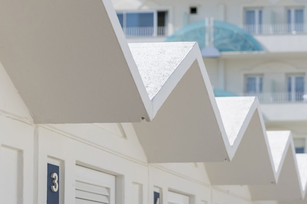 Private beach, beach towels