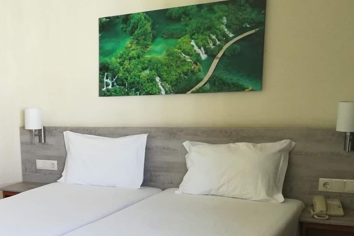 Desk, free WiFi, bed sheets