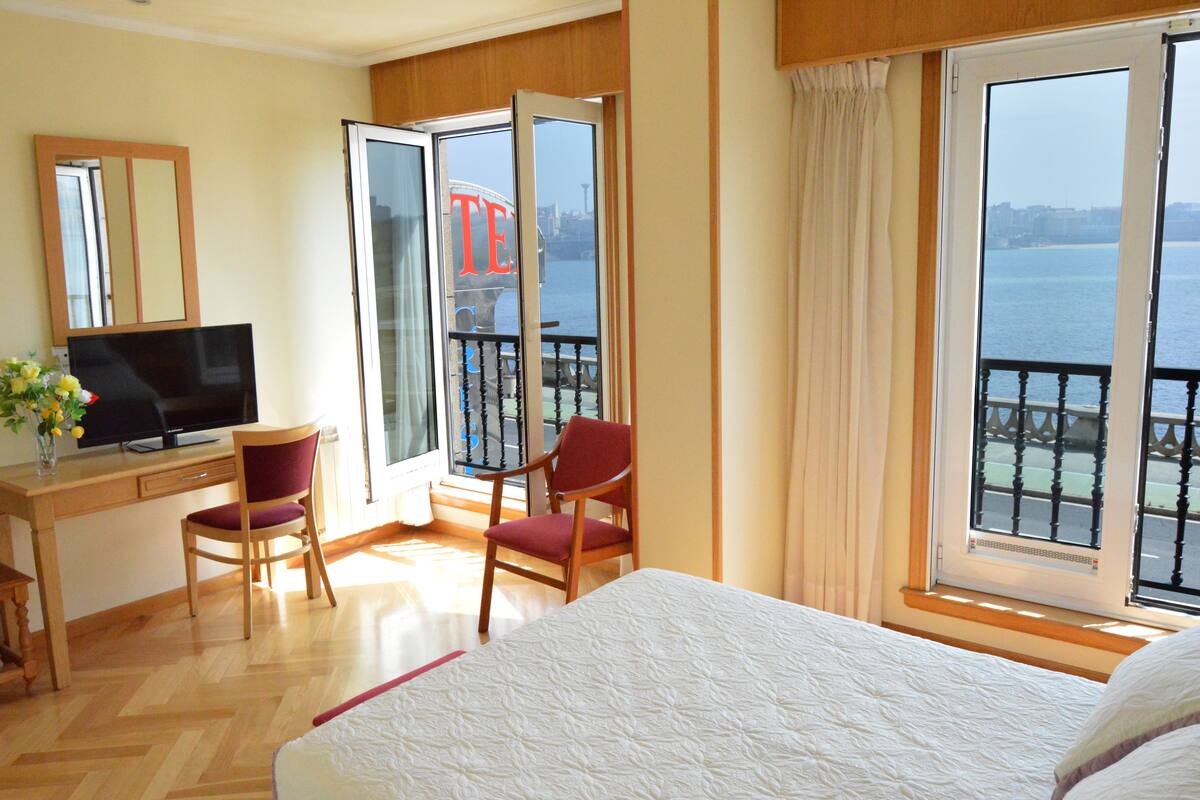 Deluxe Double Room, Ocean View | Premium bedding, desk, WiFi (free), bed sheets