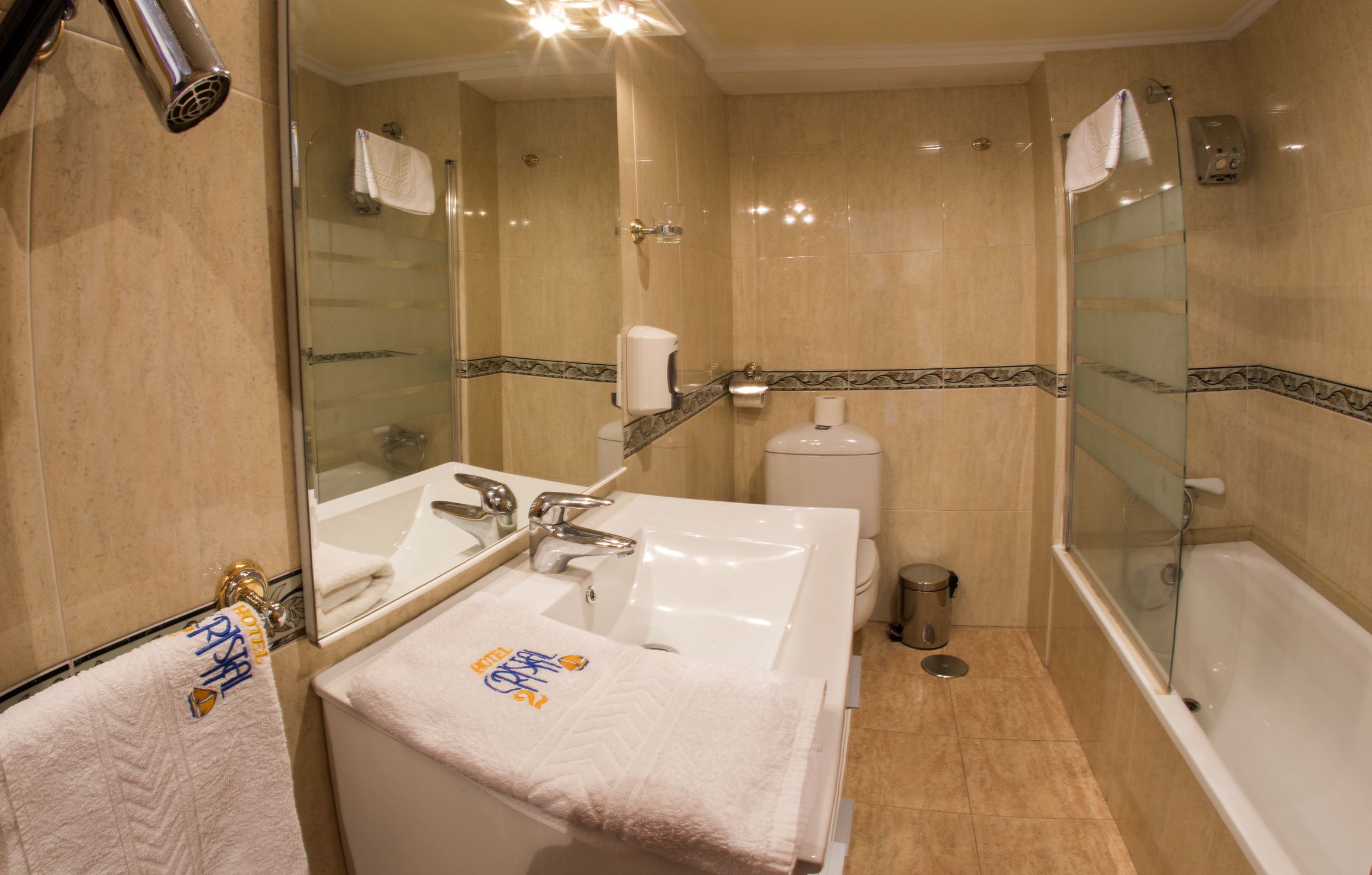 Photo - Hotel Cristal 2