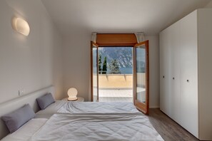 Premium bedding, cots/infant beds, free WiFi - Hotel Residence Torbole (Nago-Torbole)