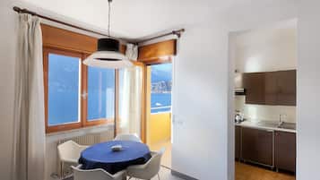 Comfort studio | Woonruimte | Flatscreentelevisie