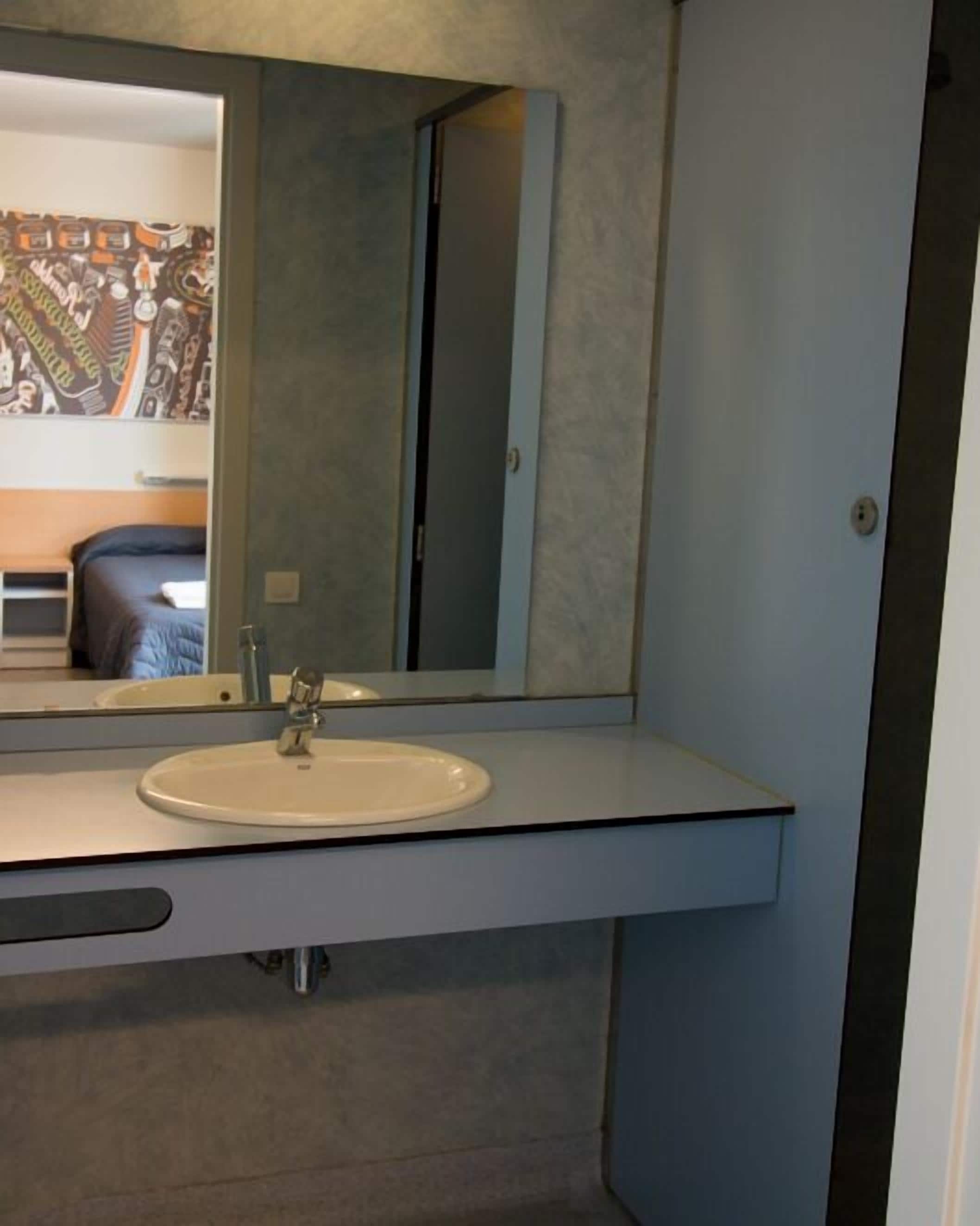 Foto - Barcelona Pere Tarrés Youth Hostel