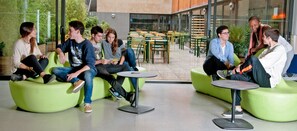 Terrace/patio - Barcelona Pere Tarrés Hostel (Barcelona)