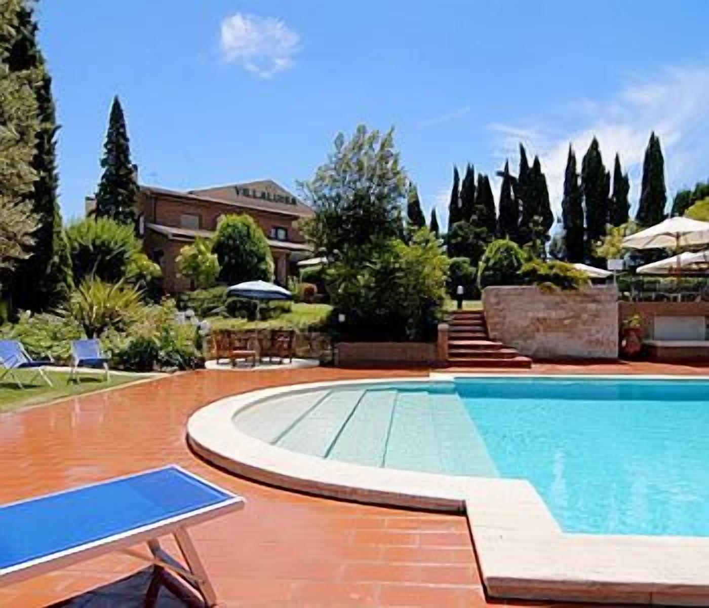 outdoor pool, pool loungers