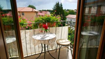 Double Room Single Use | Balcony