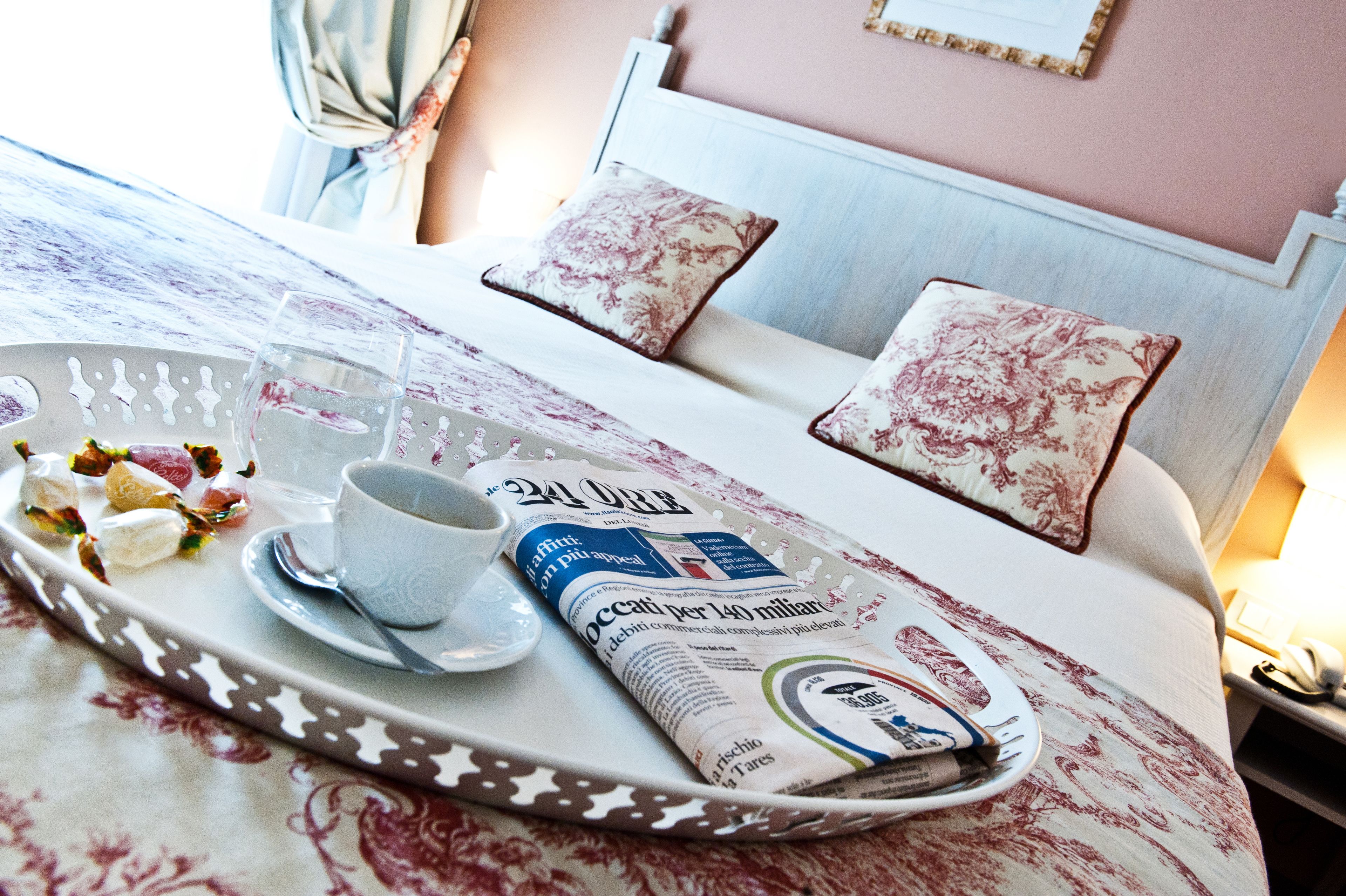 standard double room single use | 1 bedroom, minibar, in-room safe, desk