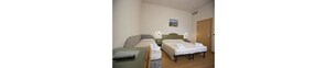 Triple Room | In-room safe, desk, laptop workspace, free WiFi - Hotel Impero (Rimini)