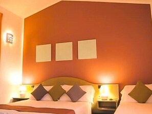 Ropa de cama de alta calidad y minibar 