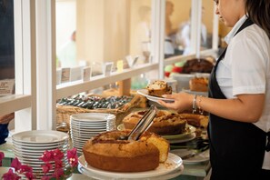 Petit déjeuner buffet compris tous les jours